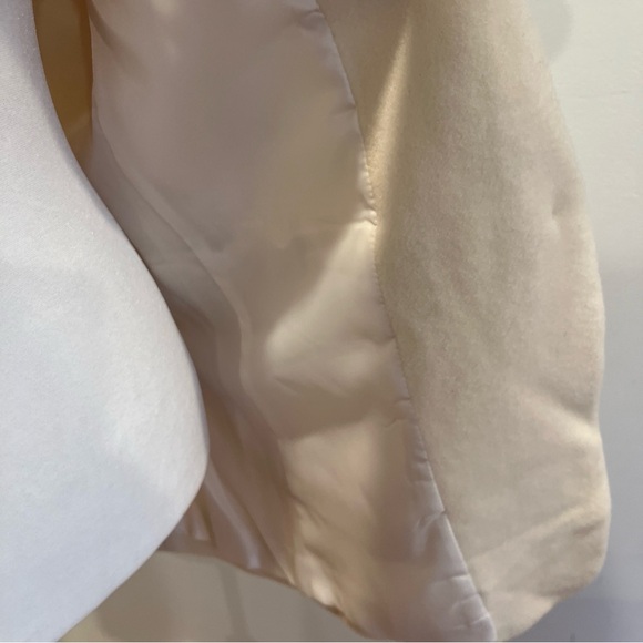 VTG Saks Fifth Avenue Overcoat Women Size 12 Cream Peacoat Wool Nylon cashmere - Picture 6 of 13